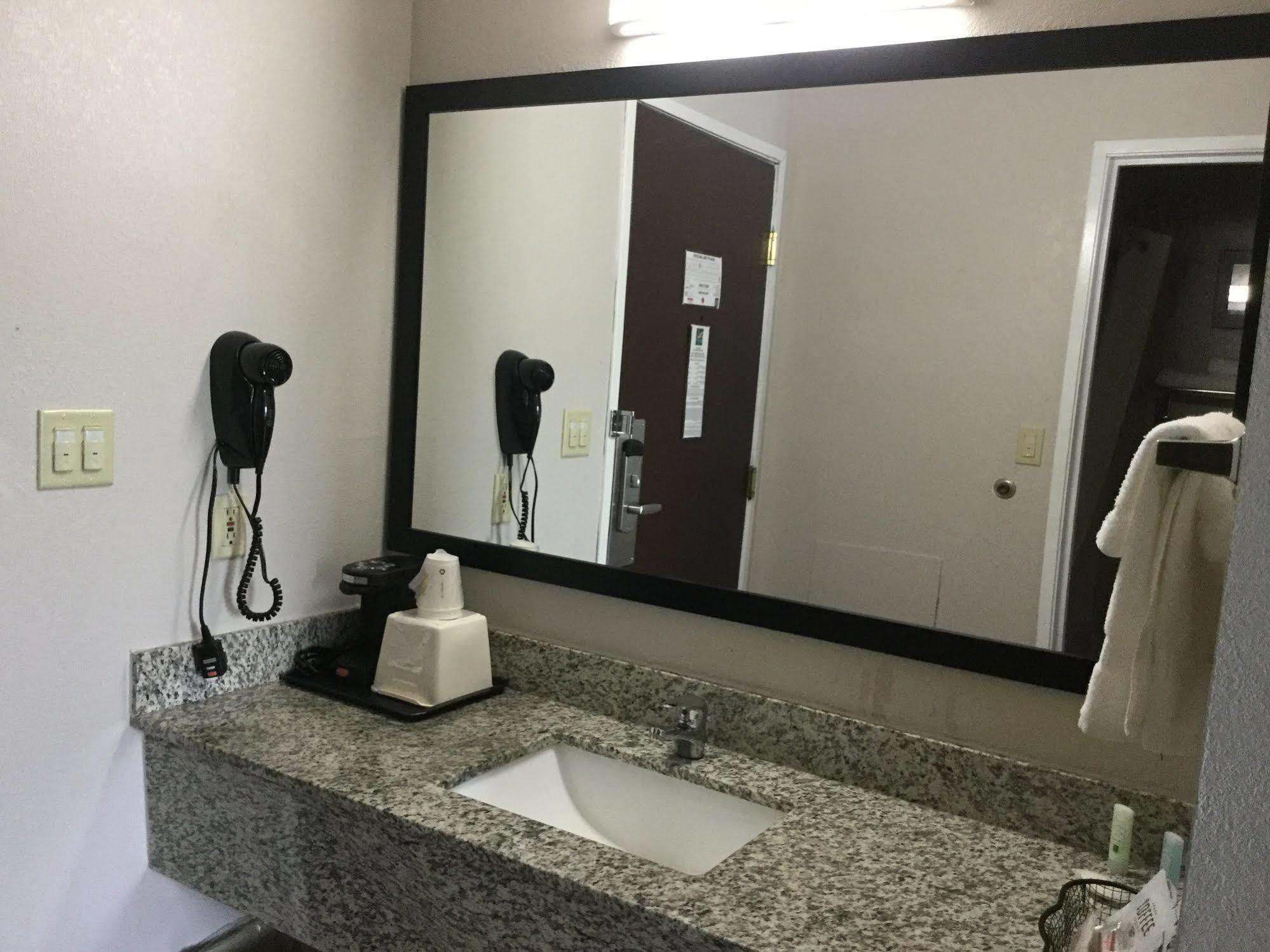 Motel 6 Lancaster, Pa Fertility Exteriör bild